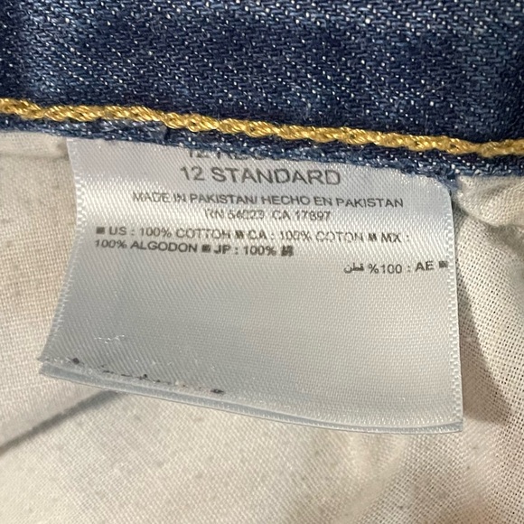 Old Navy Boyfriend Tomboy Patch Sarah Blue Denim Jean Shorts Women’s Sz 12 Reg - Picture 5 of 7